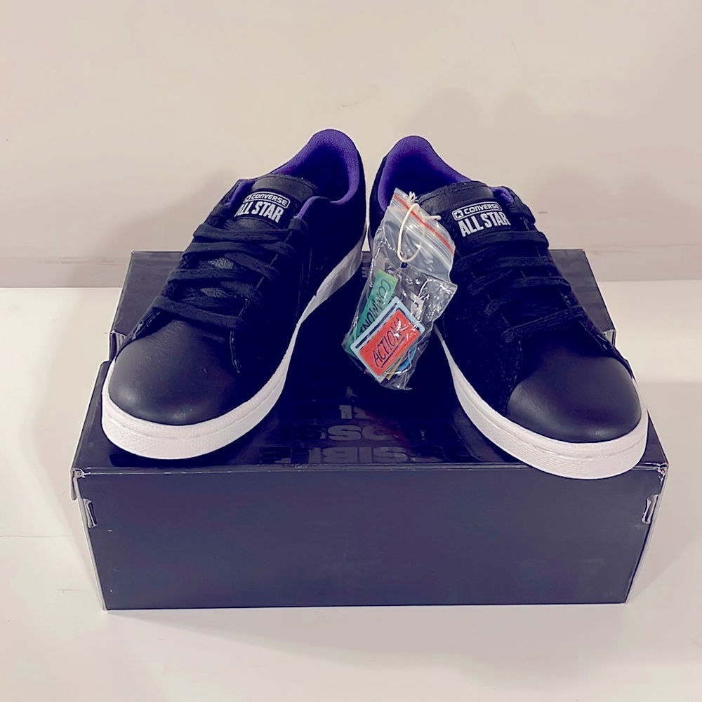 Converse Pro Leather “It's Possible” unisex sneakers.
